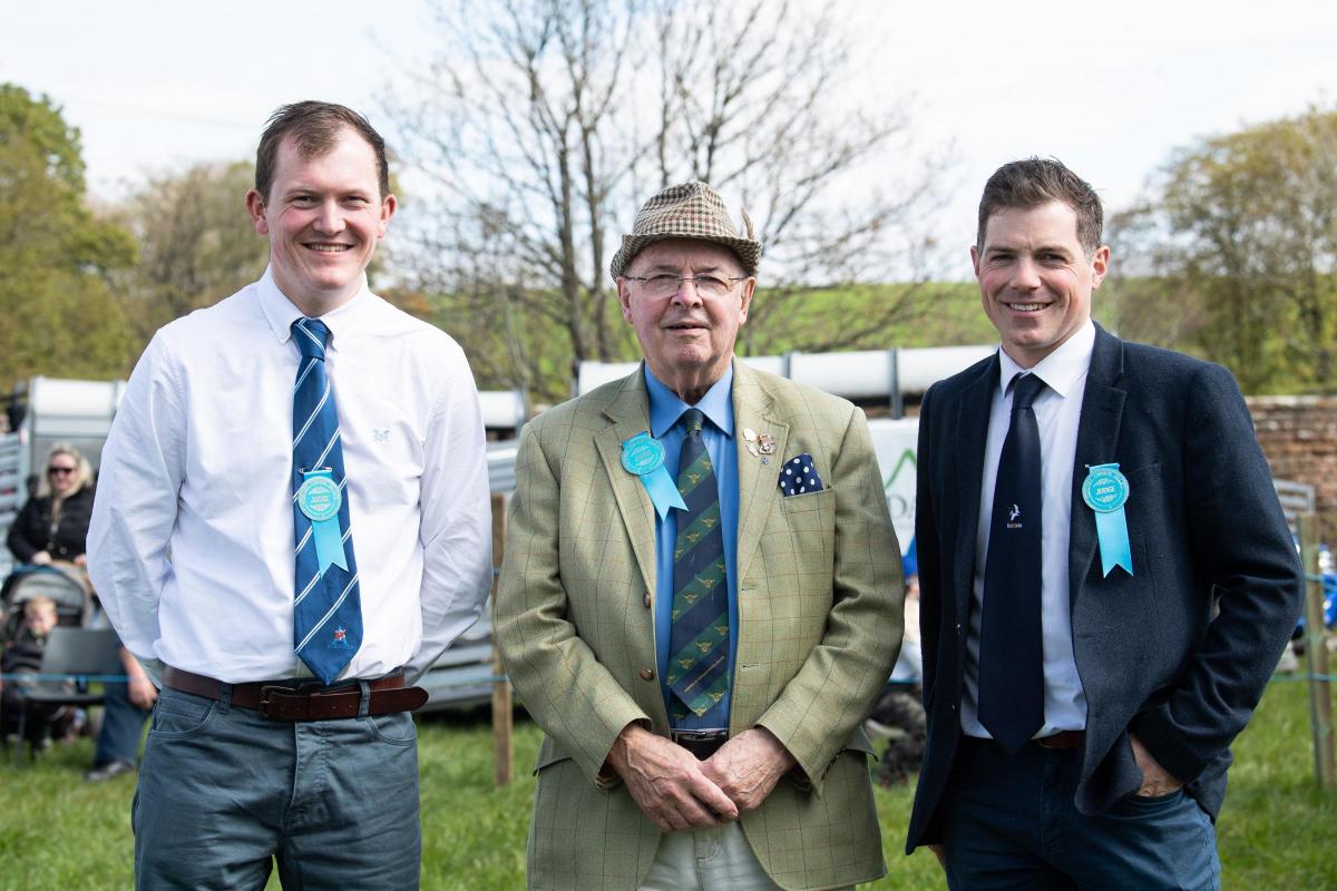 Judge for the day at Ochiltree, Jake Sayer, Jim Brown, and Alexander Park  Ref:RH270422053  Rob Haining / The Scottish Farmer...