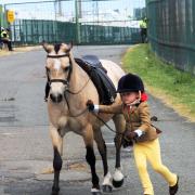 Definitely no issue with this rider and pony combination!