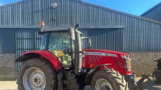 Tractor registrations decline across all areas in early 2024