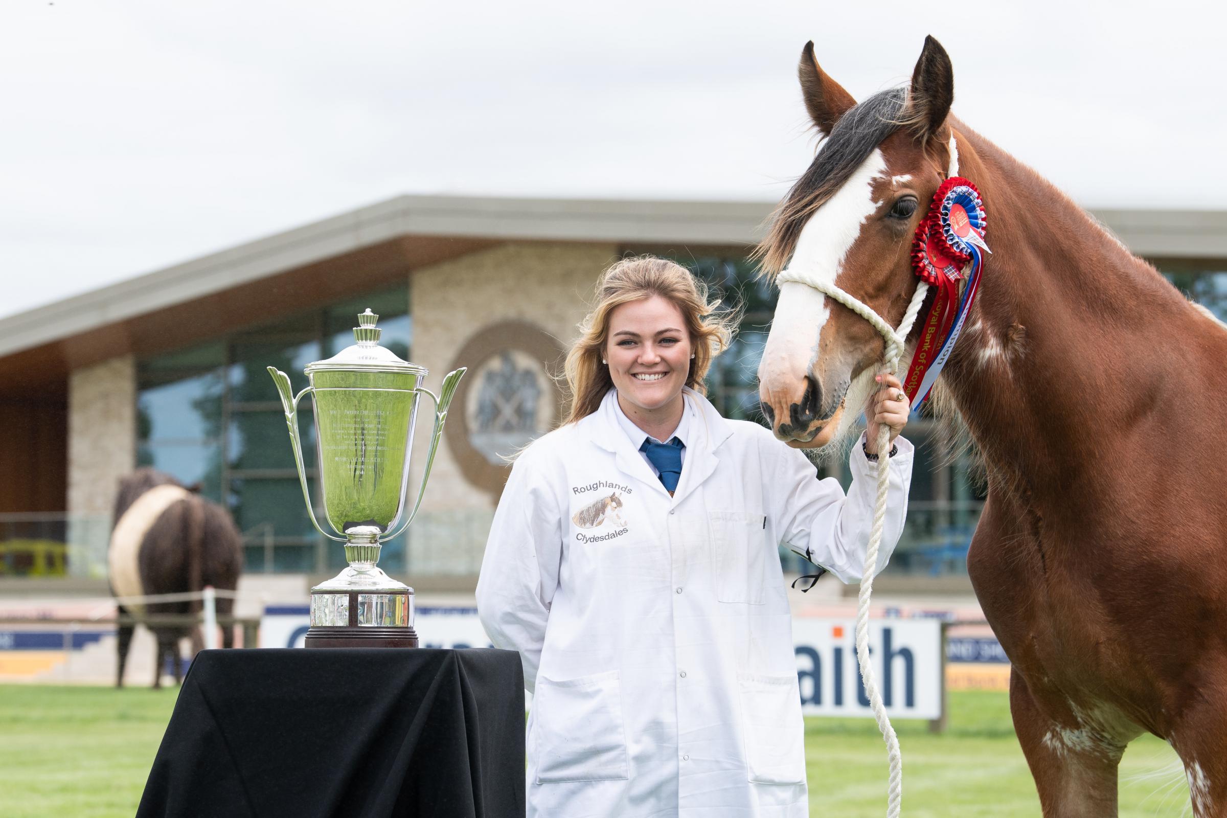 The famous Cawdor Cup and its 2021 recipient, the female champion Roughlands Majestic Lady, with Alana Johnston Ref:RH160621027