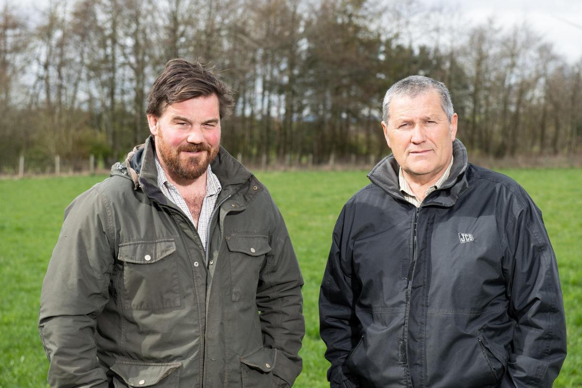 RENEWABLE CONNECTIONS development manager, John Lindsay (left), and Strathruddie's Robin Drysdale   Ref:RH070422181  Rob Haining / The Scottish Farmer