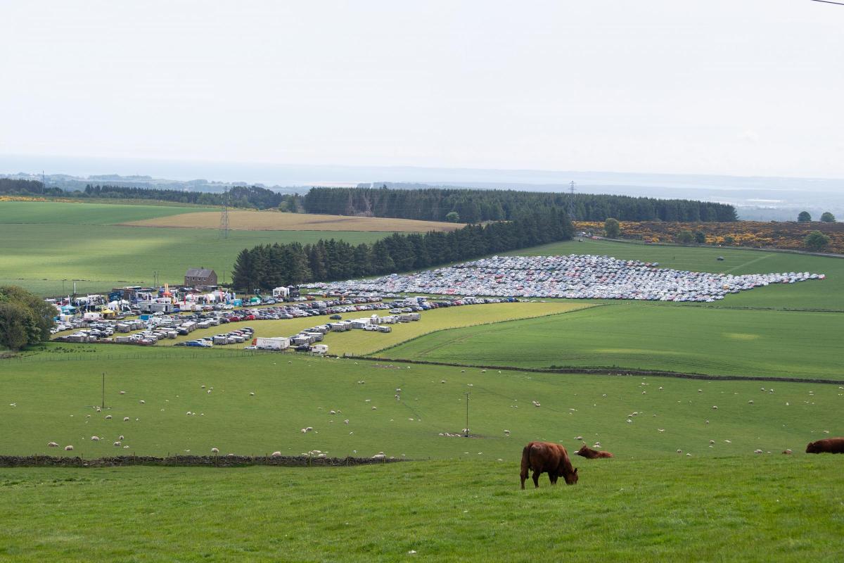 Views over the carpark and Trade stand areas Ref:RH010622126  Rob Haining / The Scottish Farmer...
