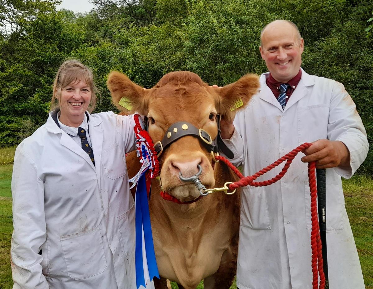 Grahams Ruby brought out by Richard and Carol Rettie, was overall champion of champions for Mary Cormack