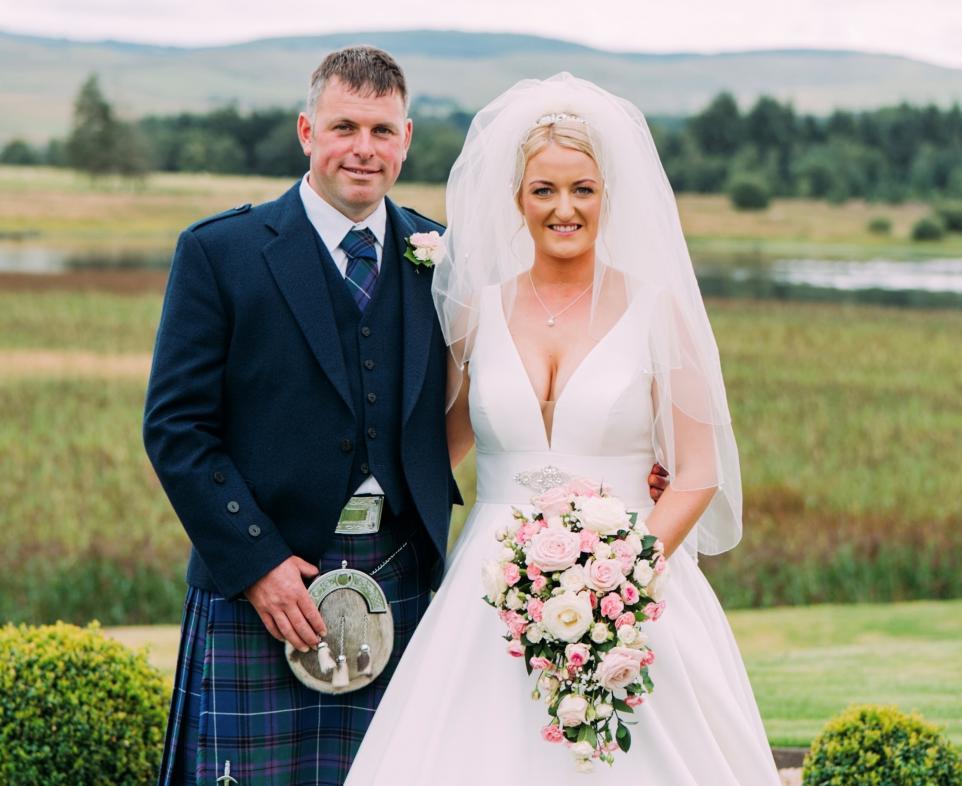 Eilidh Howat became Mrs Laird when she married Tom Laird at Ochiltree Church, then to the Lochside Hotel, New Cumnock, for the reception