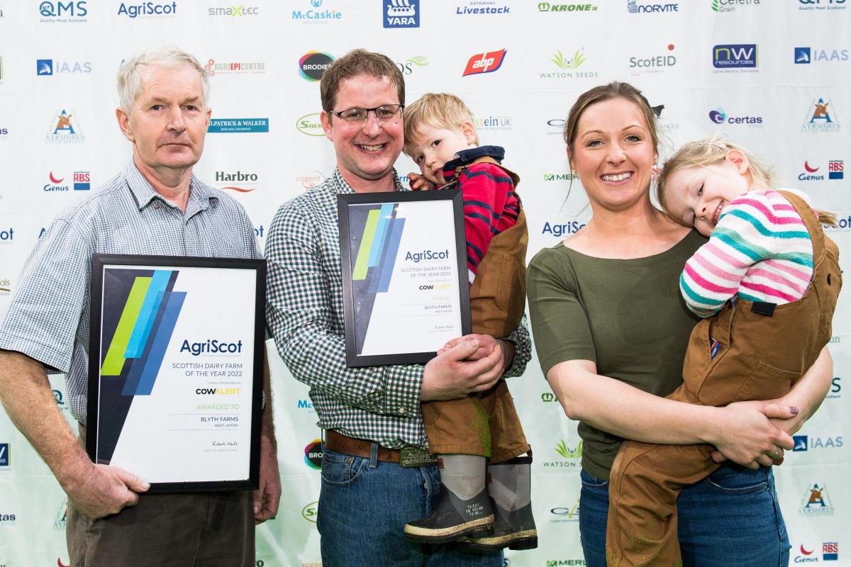 AgriScot Dairy Farm of the Year was Colin Laird from Blyth Farms, Alistair, Colin, Gregor,Izzy and Chole Ref: RH161122072 Rob Haining The Scottish Farmer