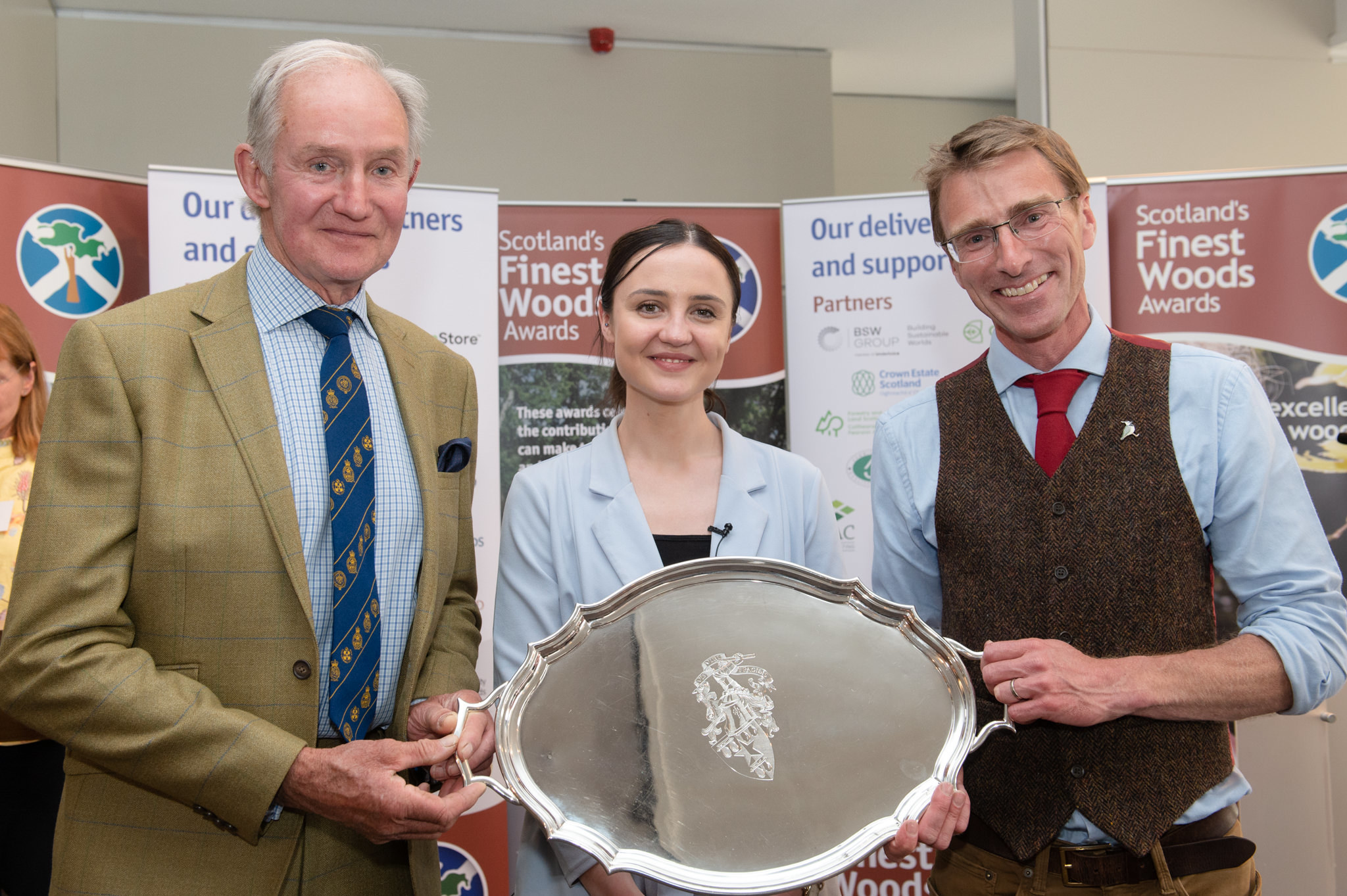 Scotlands Finest Woods Awards 2022 at the Royal Highland Show. From left Michael Clarke, Williamwood, Environment Minister Mairi McAllan and Richard Lockett, Knockbain – © Julie Broadfoot.