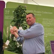 Defra Farming Minister Mark Spencer visiting the Hutton stand to learn about robots and potato crops