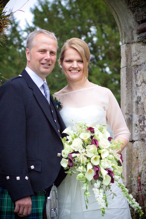 Kirsty Cannon, Little Torhouse, Wigtown, and George Irving, Mountbenger, Yarrow, Selkirk, were married at Wigtown Parish Church. Photo: BailliePhoto.co.uk.