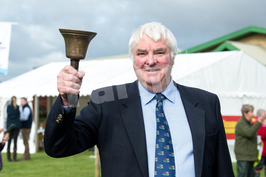 Ronald Wilson rings the Kelso Ram Sale bell for the last time as show Secret arty  as he retires at the end of the year. Ref: RH080917844.